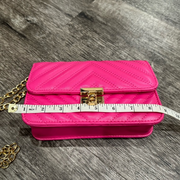 Pink statement Purse - Picture 4 of 8